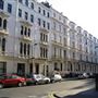 Kensington Gardens Square