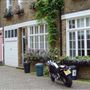 Farnell Mews