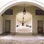 Queen's House, The