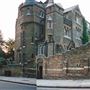 Lyndhurst Road