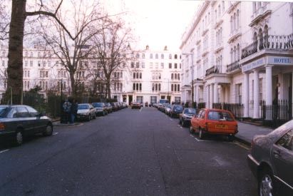 Kensington Gardens Square (01/05/2019)