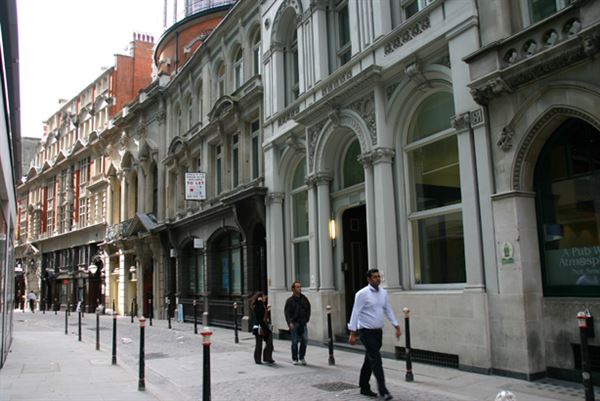 Throgmorton Street (01/05/2019)