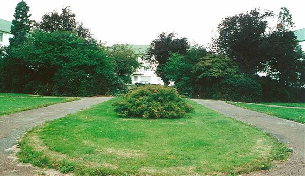 Capel Gardens (01/05/2019)