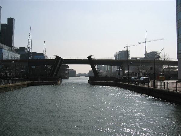 Views of Docklands from the Thames (01/05/2019)