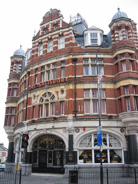 The Salisbury Hotel (01/05/2019)