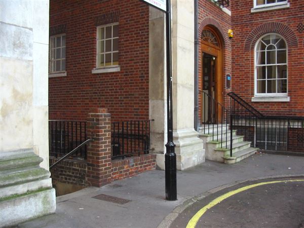 Essex Street (01/05/2019)