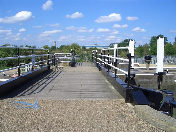Stonebridge Lock (01/05/2019)