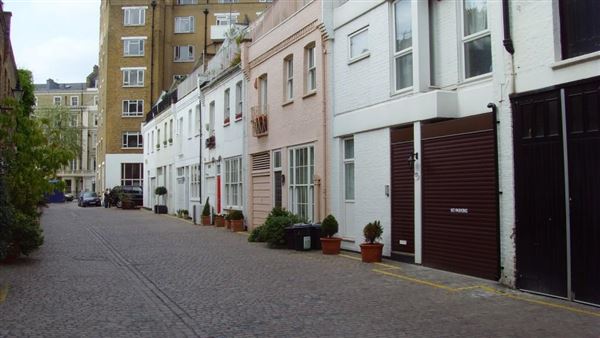 Kendrick Mews (01/05/2019)