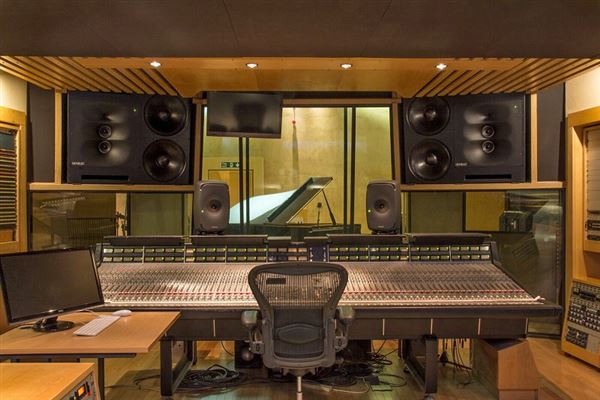 Metropolis Studios (01/05/2019)