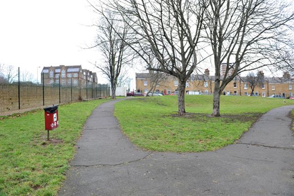 Friendly Gardens (01/05/2019)