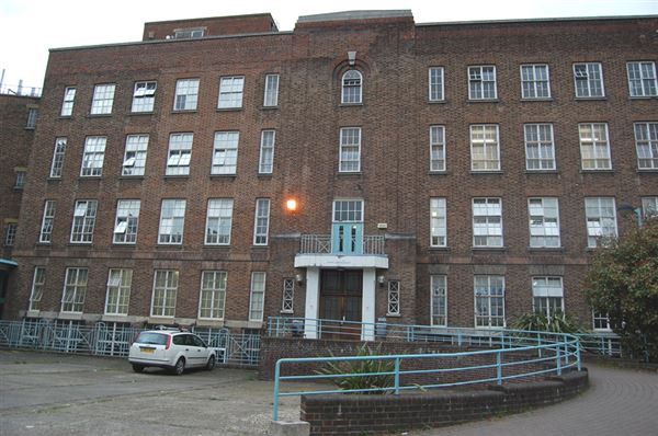 University of Greenwich, Woolwich Campus (01/05/2019)