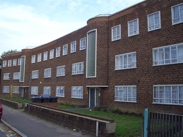 Pellatt Grove (01/05/2019)