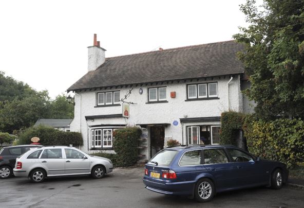 Woodcote Village Green (01/05/2019)