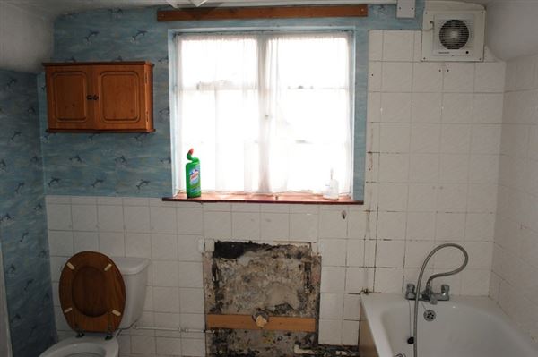 Kenmont Primary School Caretaker's House (01/05/2019)