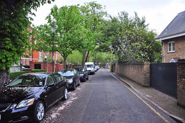 Duchess of Bedford's Walk (01/05/2019)