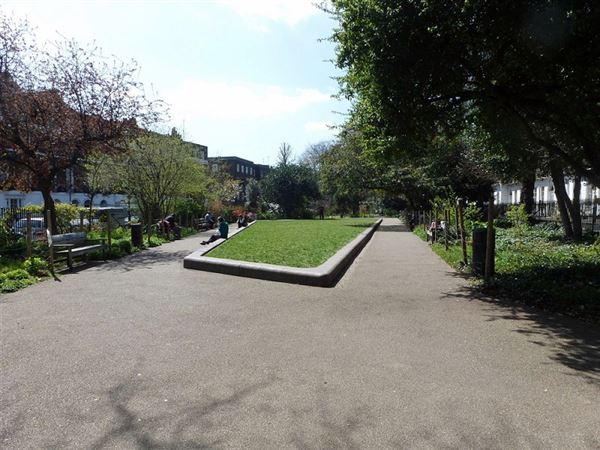 Duncan Terrace and Duncan Terrace Gardens (01/05/2019)