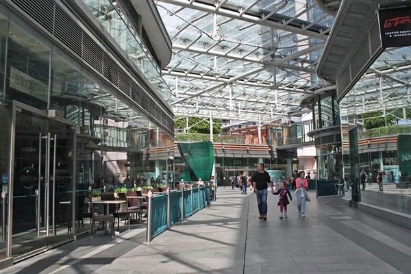 Cardinal Place - Shopping Centre (01/05/2019)