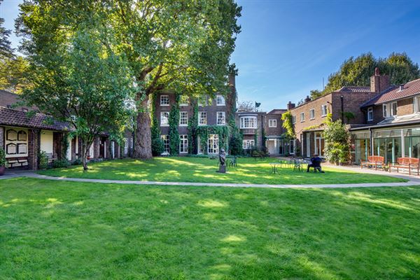 Royal Foundation of St Katharine (01/08/2019)