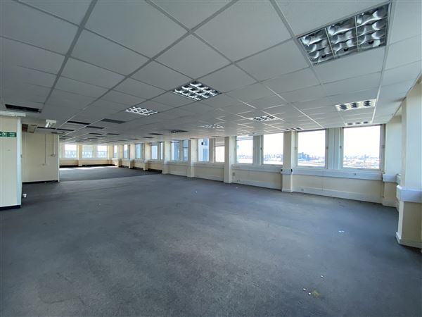 SET Woolwich Office Block (08/04/2021)