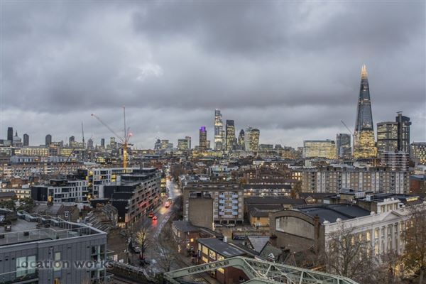 LSBU - Tower Block Roof (04/03/2020 - Credits: submitted by: Location Works)
