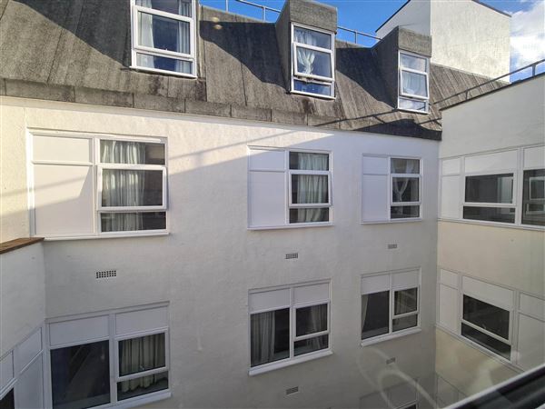 Barbican Vacant (14/01/2026 - Credits: submitted by: Lucie Celia)