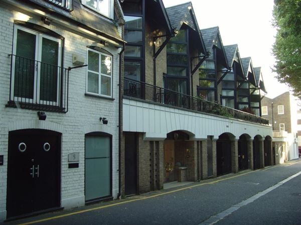 Lansdowne Mews (01/05/2019)