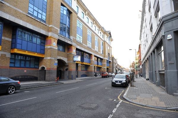 Shepherdess Walk (01/05/2019)