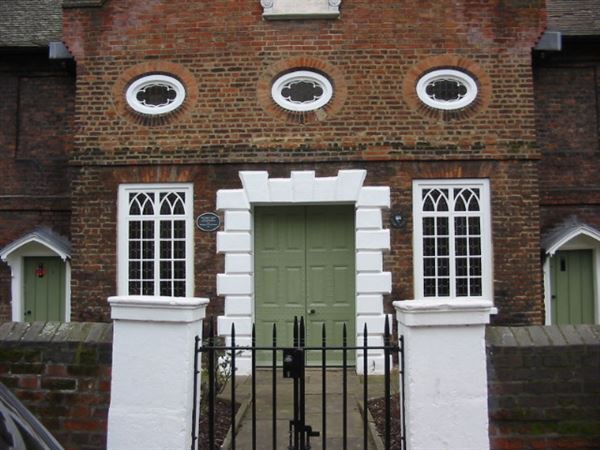 Cleaves Almhouses (01/05/2019)