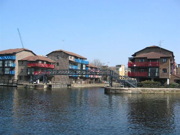 Views of Docklands from the Thames (01/05/2019)