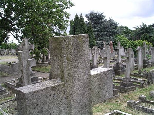 Old Southgate Cemetery (01/05/2019)