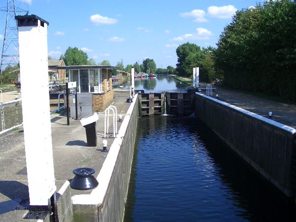 Stonebridge Lock (01/05/2019)