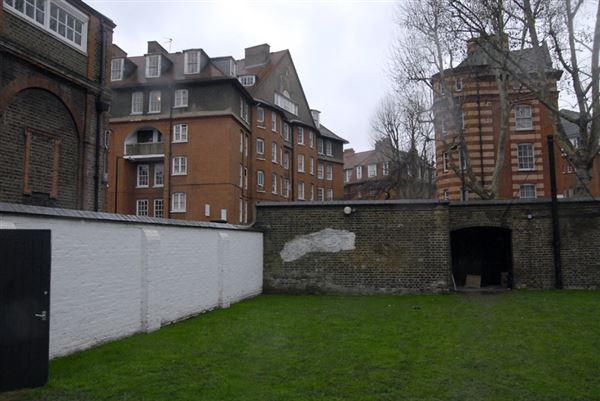 Rochelle School and Club Row (01/05/2019)