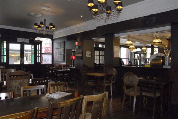 The World's End, Finsbury Park (01/05/2019)