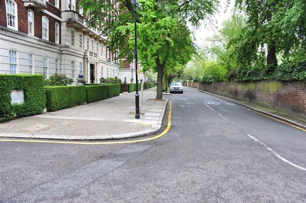 Duchess of Bedford's Walk (01/05/2019)