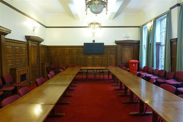 Islington Town Hall (01/05/2019)