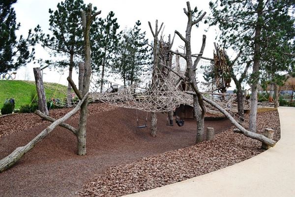 Tumbling Bay Playground (QEOP) (01/05/2019)
