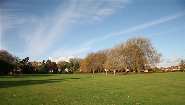 Hendon Park (01/05/2018)