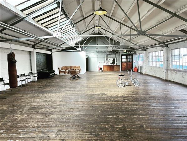 Studio Jones London (05/07/2023 - Credits: submitted by: Erica Rothman)