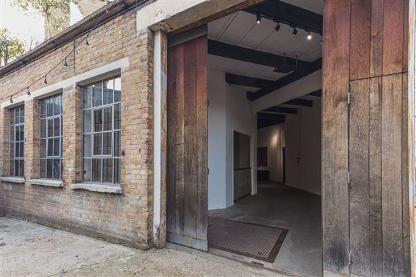 Hoxton Docks (19/06/2025 - Credits: submitted by: Alyssa Small)