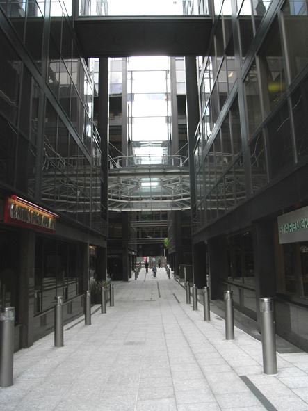 Finsbury Avenue Square (01/05/2019)