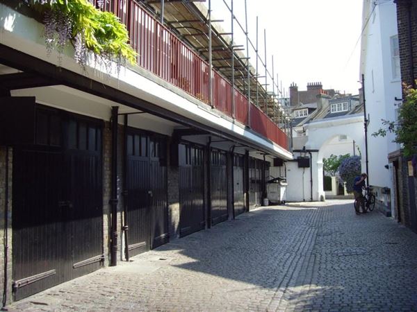 Albert Mews (01/05/2019)