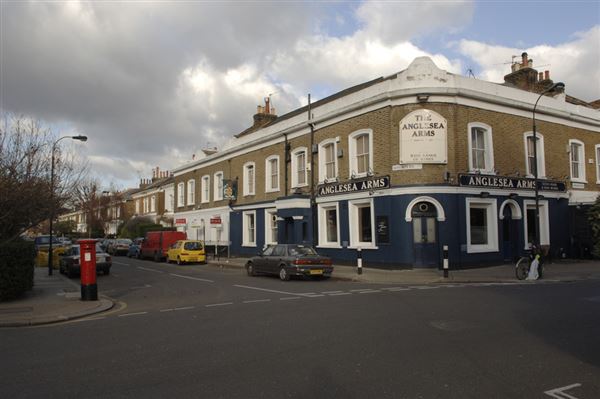 Dorville Crescent (01/05/2019)