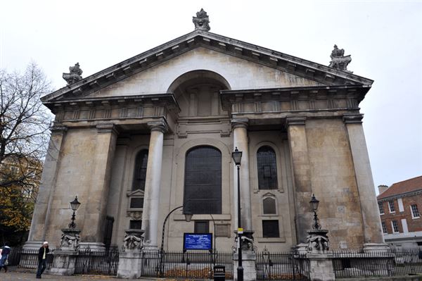 St Alfege's Church and Churchyard (01/05/2019)