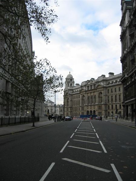 Horse Guards Avenue (01/05/2019)