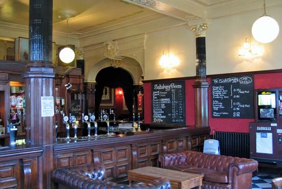 The Salisbury Hotel (01/05/2019)