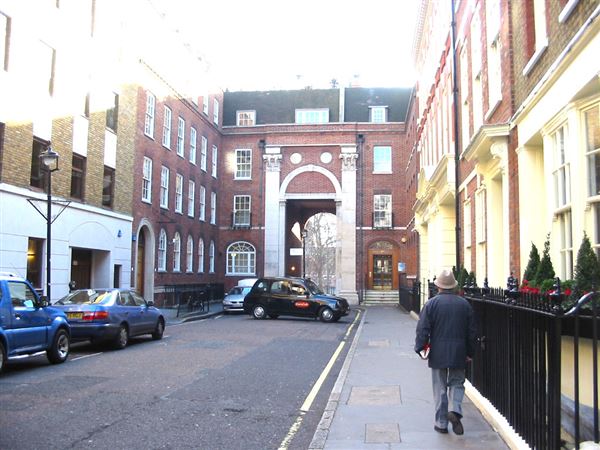 Essex Street (01/05/2019)