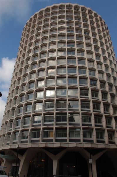 1 Kemble Street (01/05/2019)