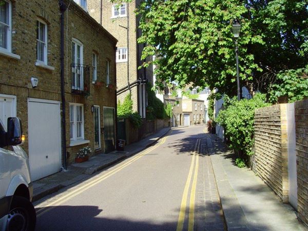 Lexham Mews (01/05/2019)