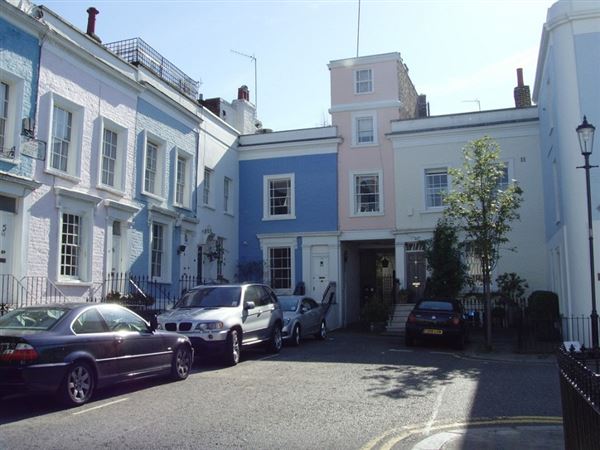 Hillgate Place (01/05/2019)