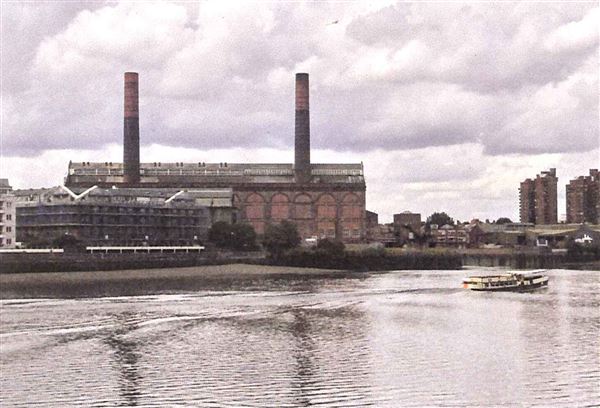 Views of Chelsea Harbour and Lots Road from Battersea (01/05/2019)